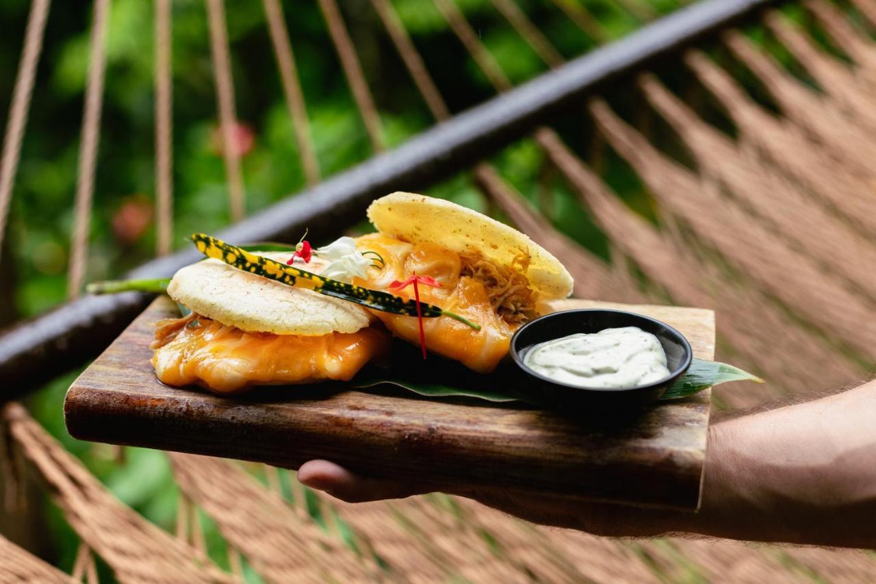 Bambuda Lodge Solarte Ngoại thất bức ảnh