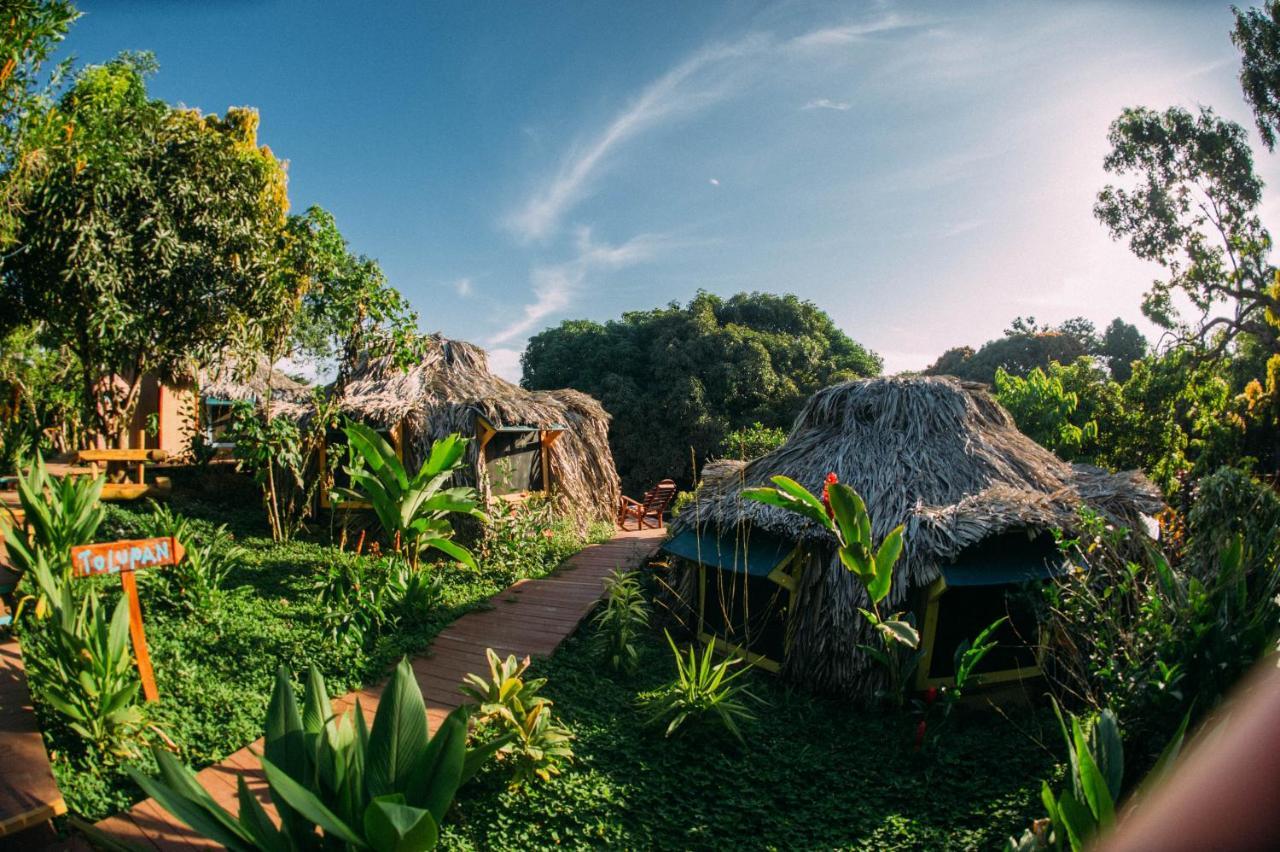 Bambuda Lodge Solarte Ngoại thất bức ảnh