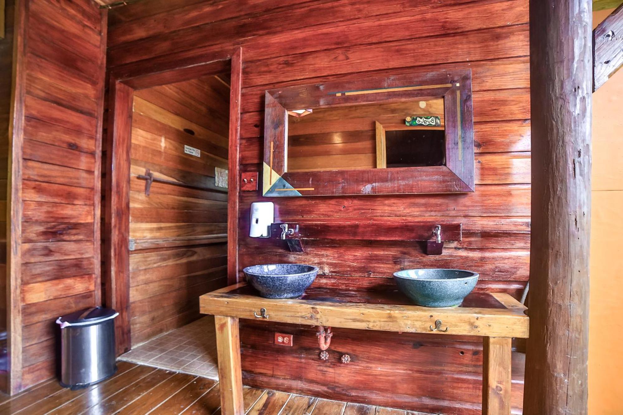 Bambuda Lodge Solarte Phòng bức ảnh